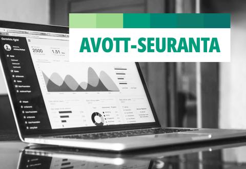 Text: AVOTT-seuranta. On the background there is a laptop with analytics on the screen.
